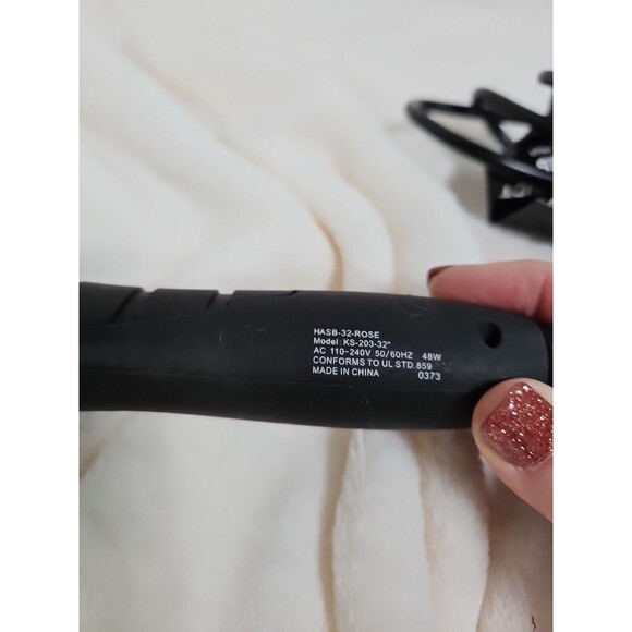 FoxyBae Rose Gold Single Barrel Curling Iron - 32mm - Picture 2 of 3